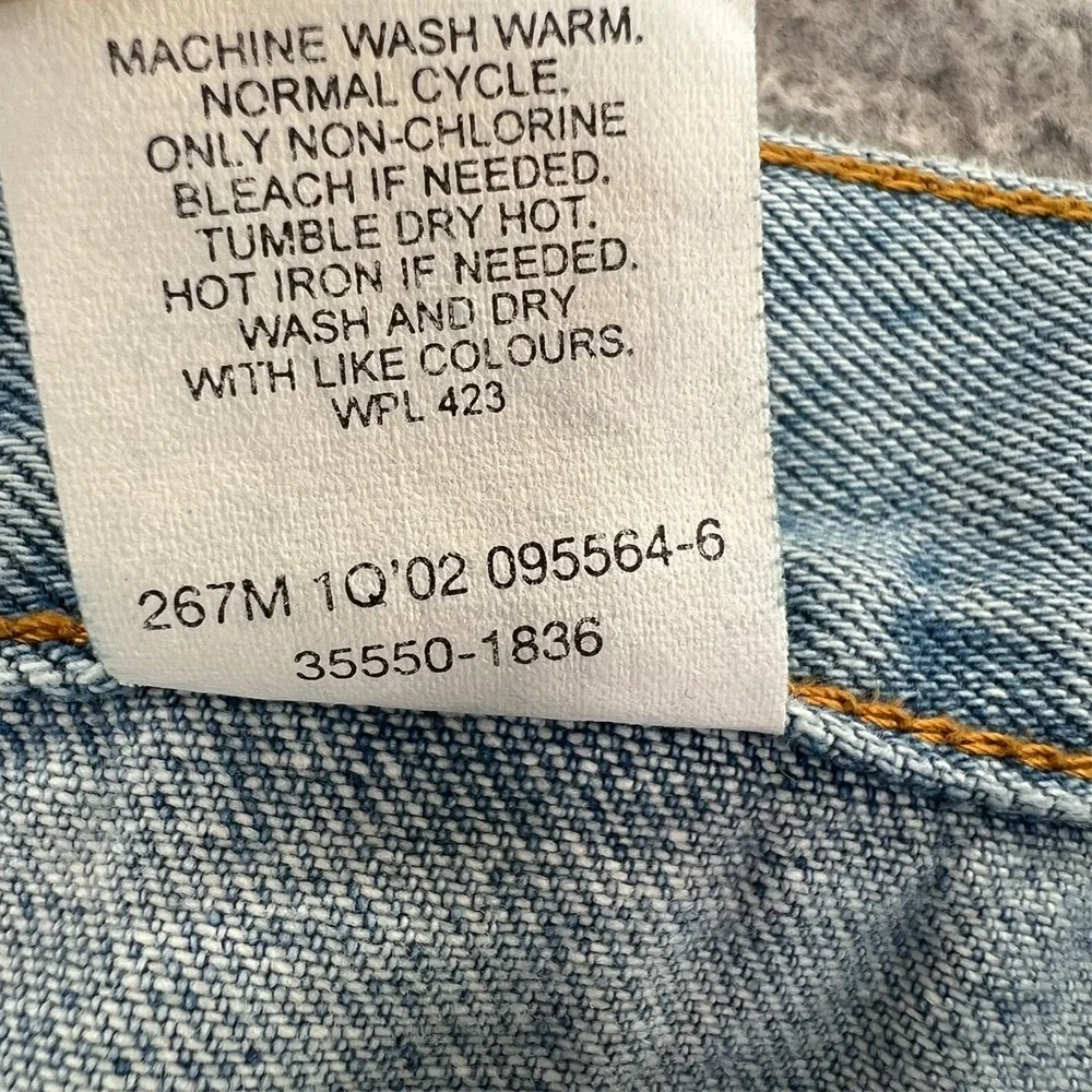 VTG Levi's 550 Relaxed Fit‎ Blue Denim Jean Shorts Men's 40 (Fits 38x10) 90s USA
